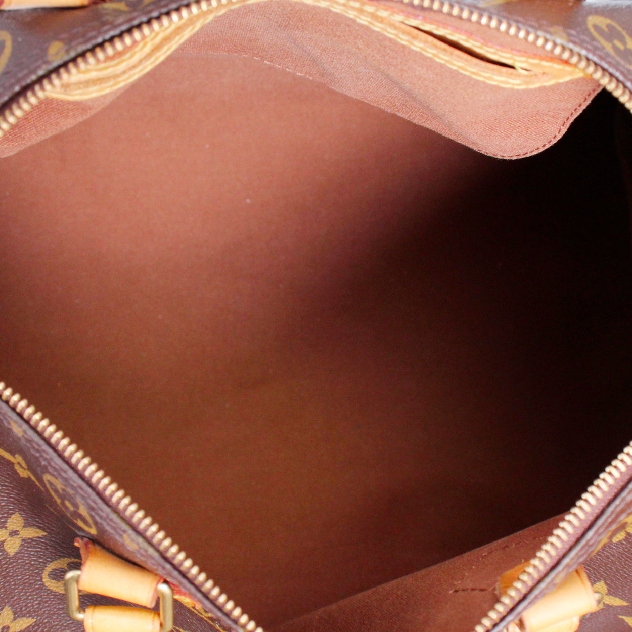 Speedy 30 – Monogram